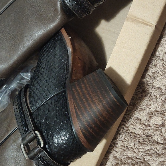 Exotic boots genuine snakeskin corral - Picture 9 of 13